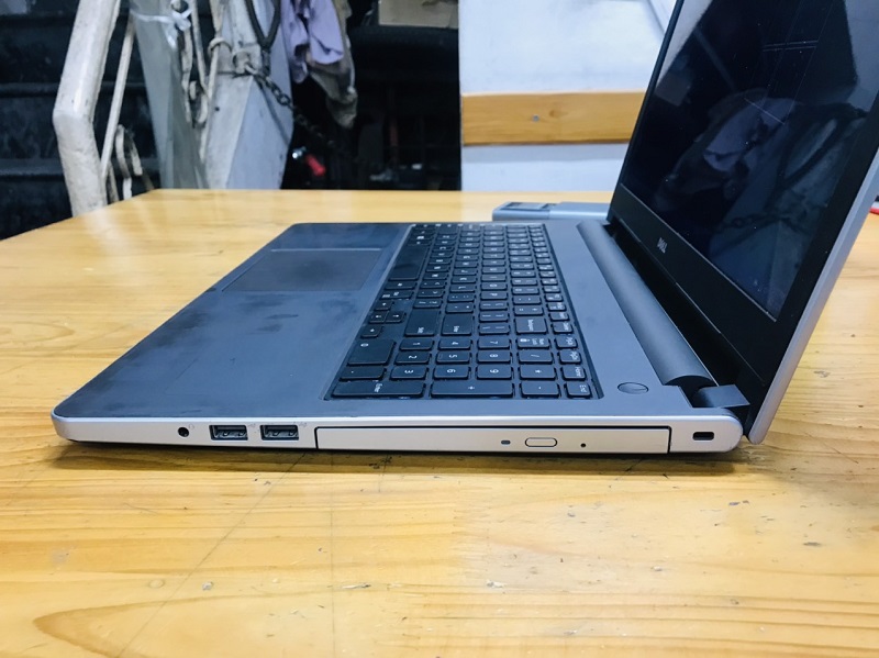 Laptop Dell cũ 5558